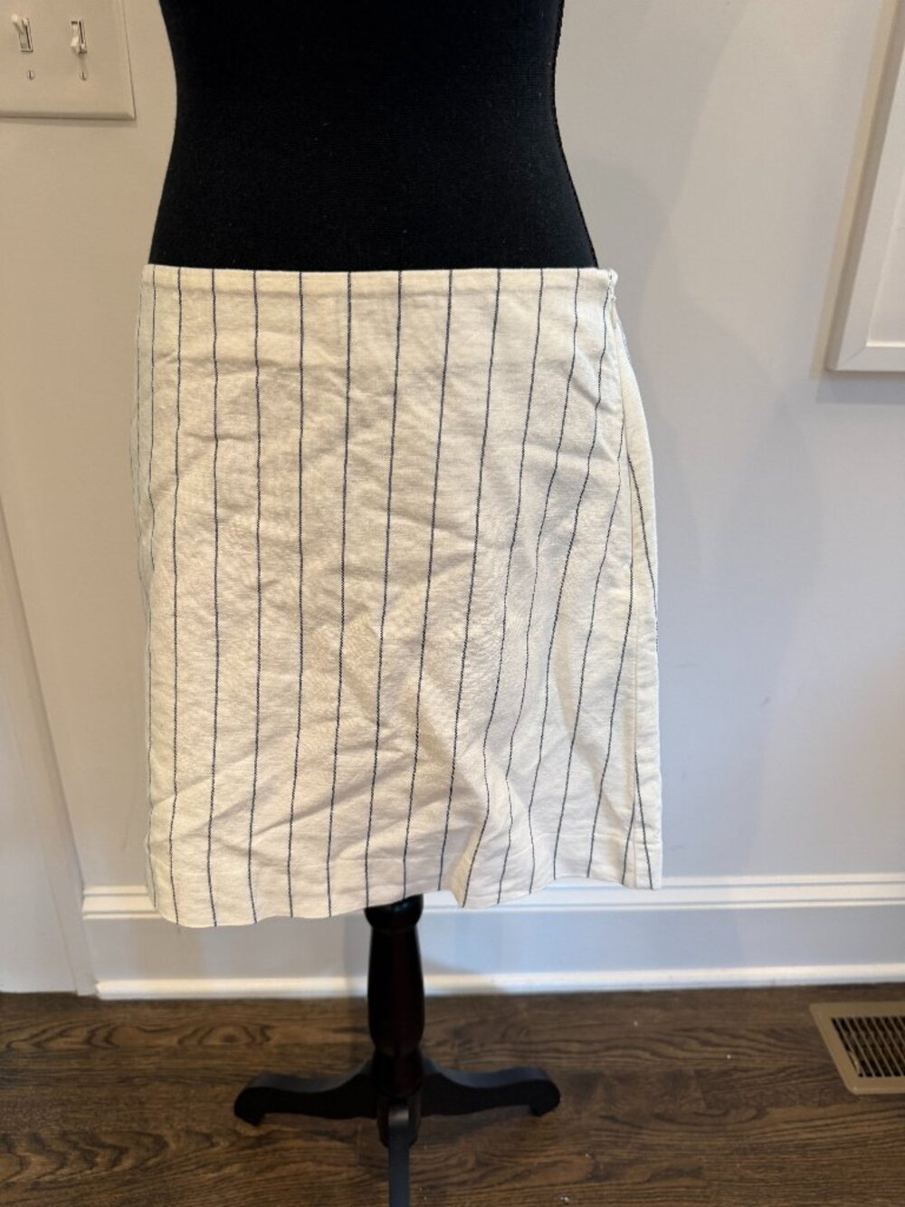 Gap Linen Cotton Pinstripe Lined Mini Skirt